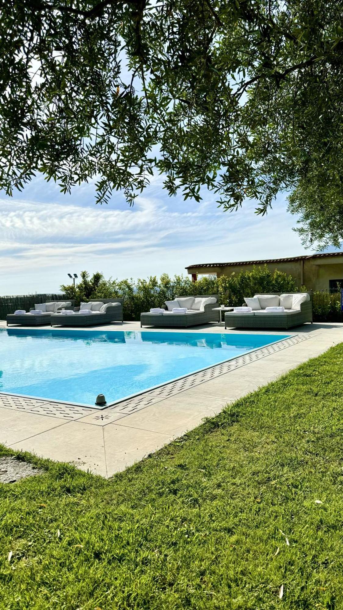 Villa C Luxury Estate ซานตันโตนิโอ อาบาเต ภายนอก รูปภาพ
