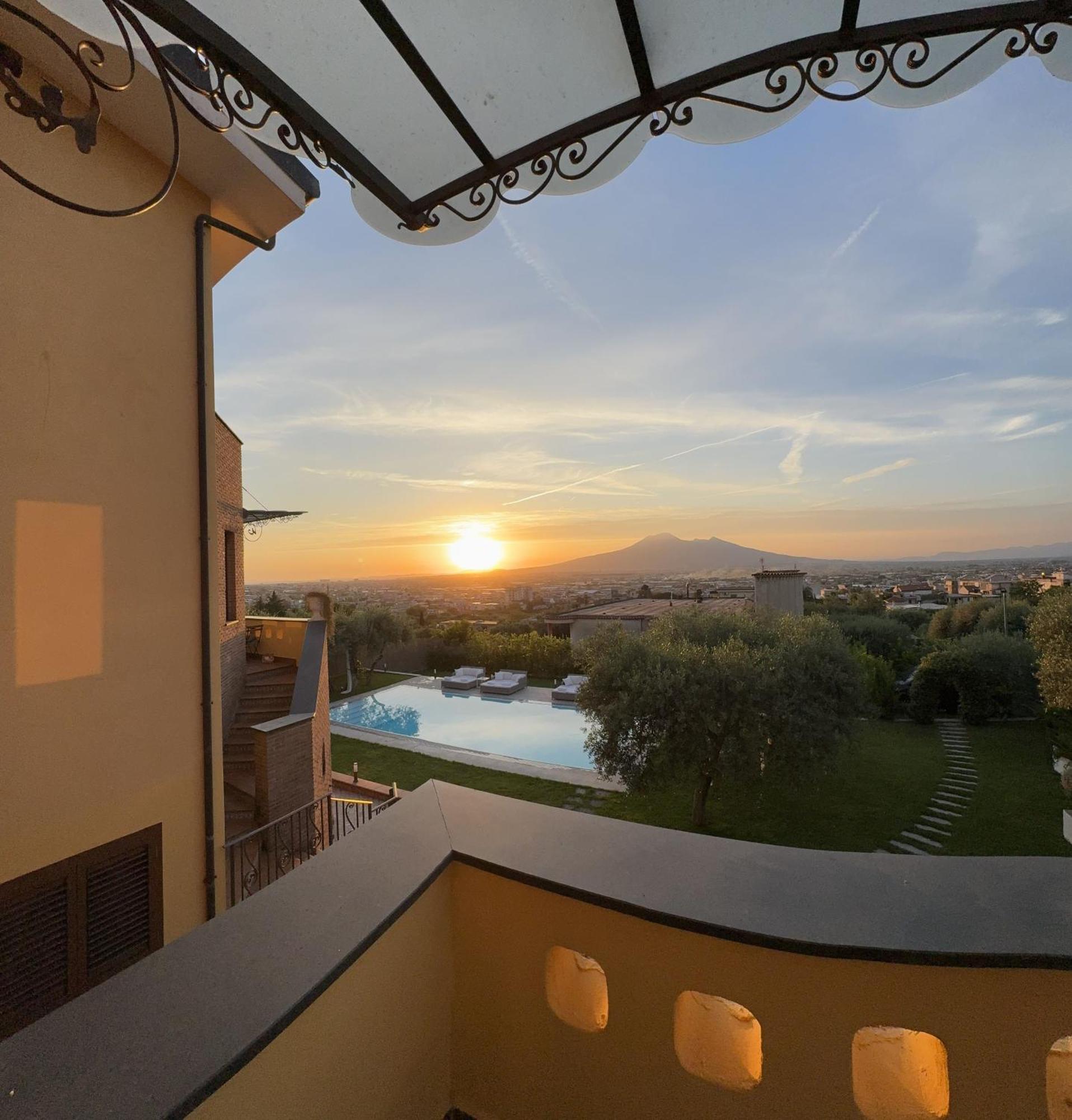 Villa C Luxury Estate ซานตันโตนิโอ อาบาเต ภายนอก รูปภาพ